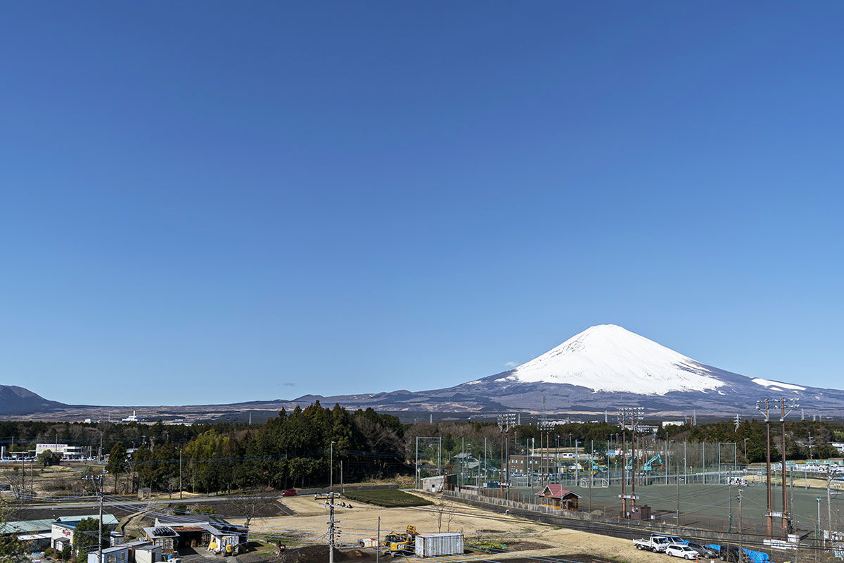 御殿場市からのぞむ富士山